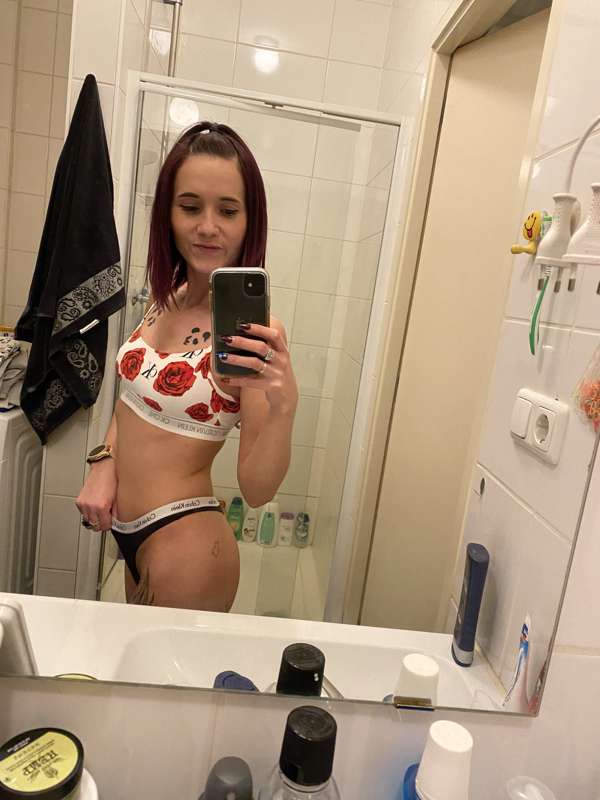 Do you like my selfie :) 16