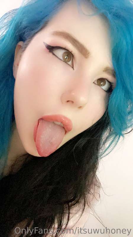 A collection of pictures where I stick my tongue out