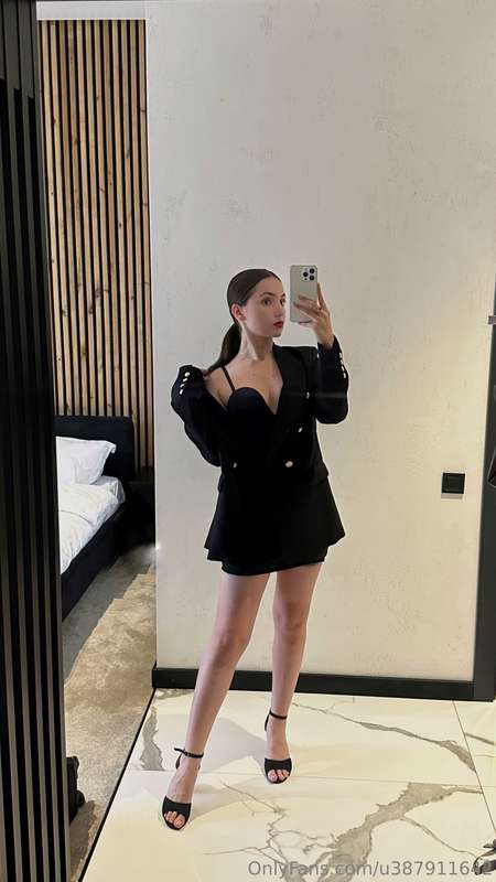 I love going to nice places with delicious food. How do you ..