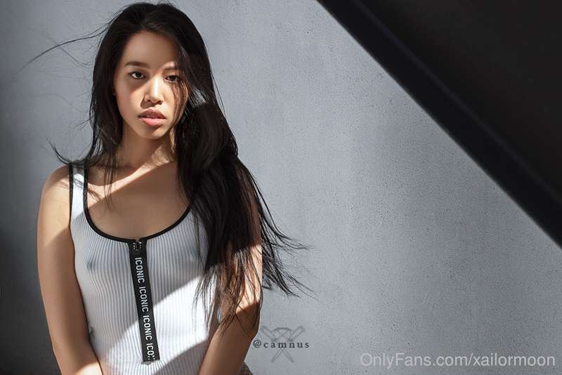 I’m waiting for the photographer to send me more from this s.. 4