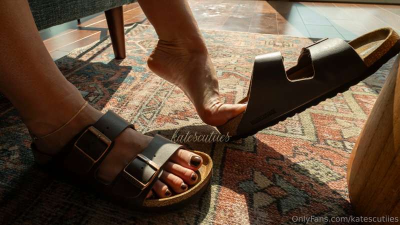 What’s better than my feet in Birkenstocks during the sunset.. 4