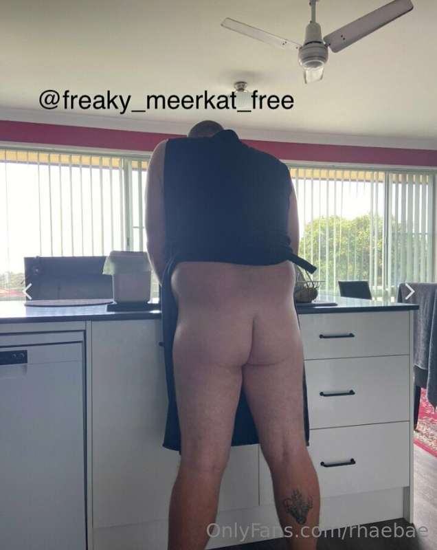 #ad  onlyfans.com/freaky_meerkat  Just a curious bloke from ..