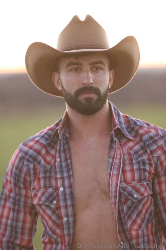 Come see what cowboy Joe is up to on his paid page ;)Onlyfan..