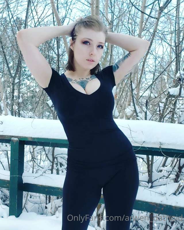 If you want more pics like this be sure to follow my SFW ins..