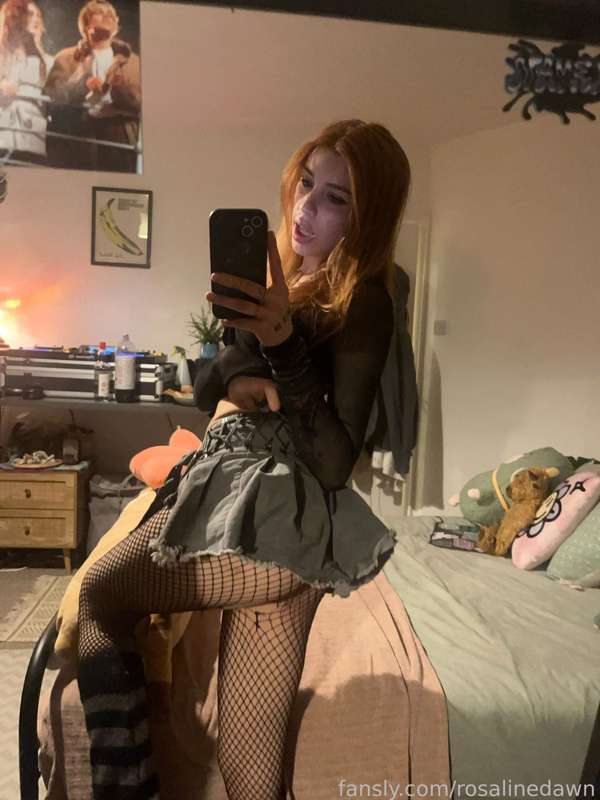 Rosalinedawn - Fansly - 22 Aug, 2023