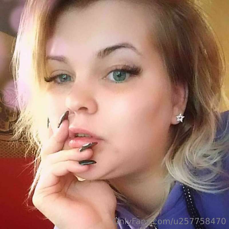 you can subscribe to my second profile to watch more of my v.. 5