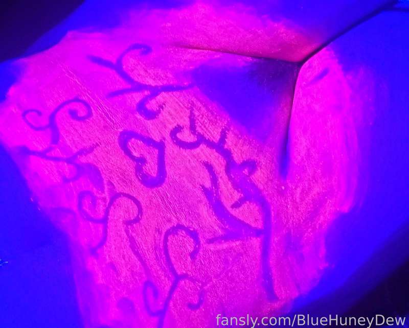 Bluehuneydew - Fansly - 16 Jun, 2022