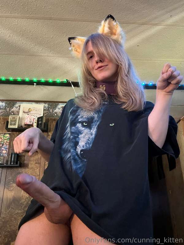 I’m a hungry fox who needs a nice dick to snack on 👄😵‍💫 I’ll.. 10
