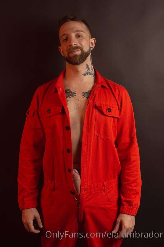 photoshoot.  model: @nakedyogamen