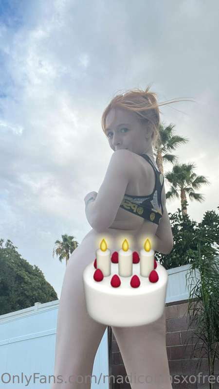 want some cake? 🎂😋 check out the uncensored pic posted on on..