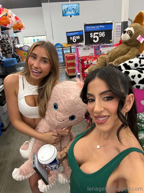 Grocery run and some play time with this gorgeous lady 💕 1
