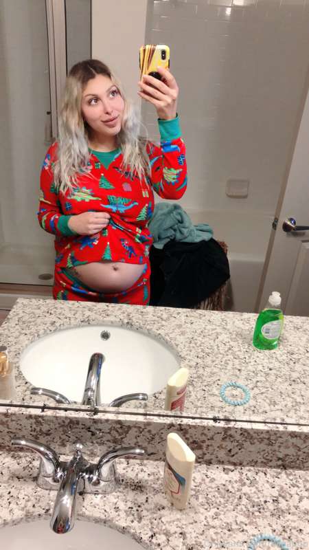 Christmas squish/stuffing and belly hang!! Does anyone have .. 5