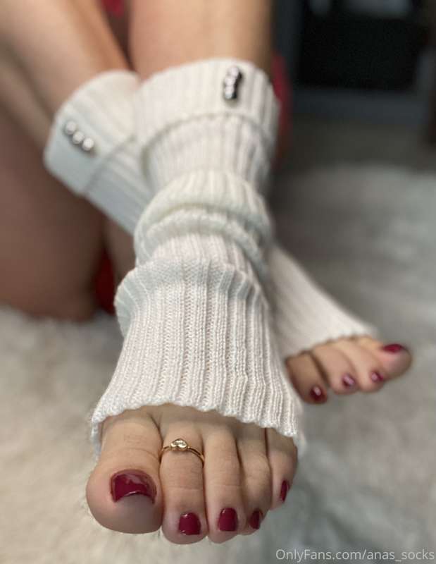 As you know it’s getting colder it’s time to pull out the le.. 2