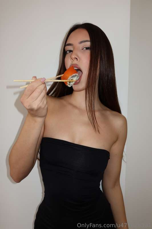 I love sushi so much that I decided to have a photoshoot wit..