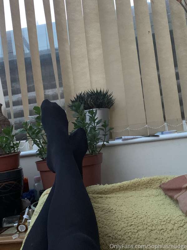 Some feet clad in black tights to break up the day 😘😏