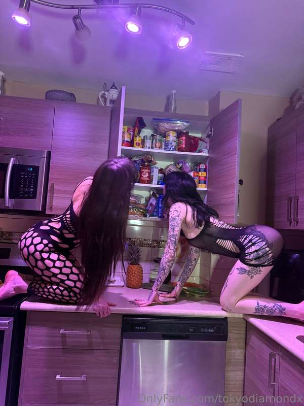 didn’t know grabbing something from the top shelf could be s.. 8