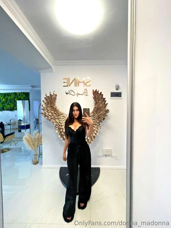 Some girls wear wings only in their dreams... I wear mine wh..