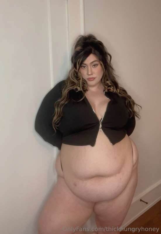 I forgot to post these pics of me looking obscenely overfed ..