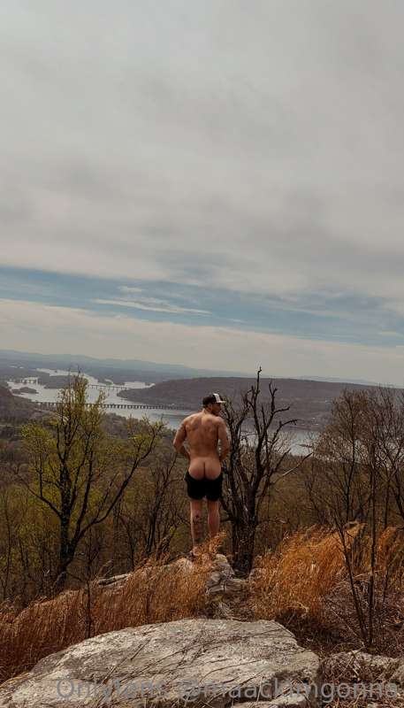 Is public nudity a kink? Also woulda been a good place to th..
