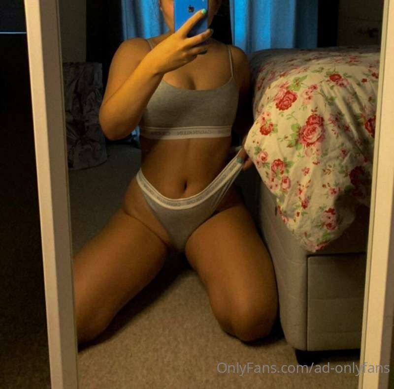 Averymaeefreex - Onlyfans - 02 Apr, 2022