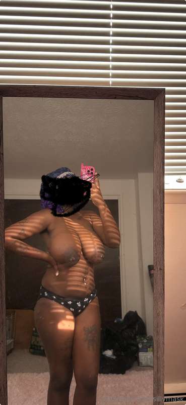 this is ur last couple of days to order a custom from me bef..