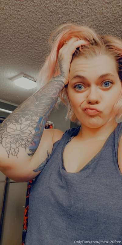 No sleep for me today... who wants to buy me a coffee?! Tip ..