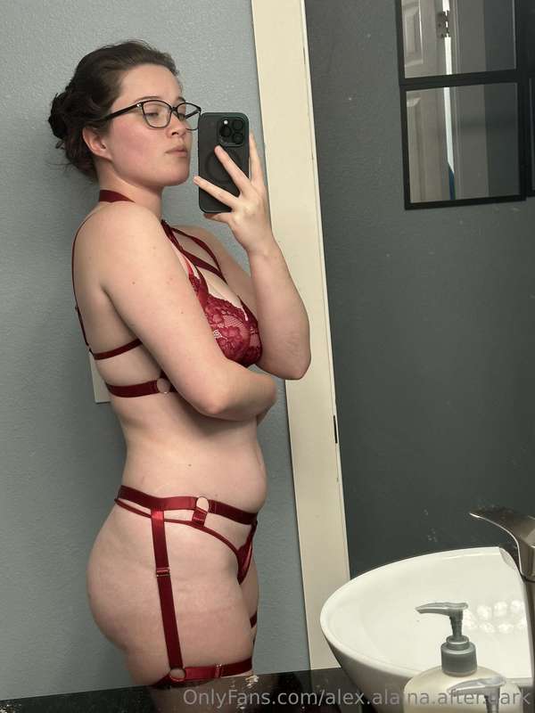 Alex was pleased with how much I appreciated this lingerie s.. 9