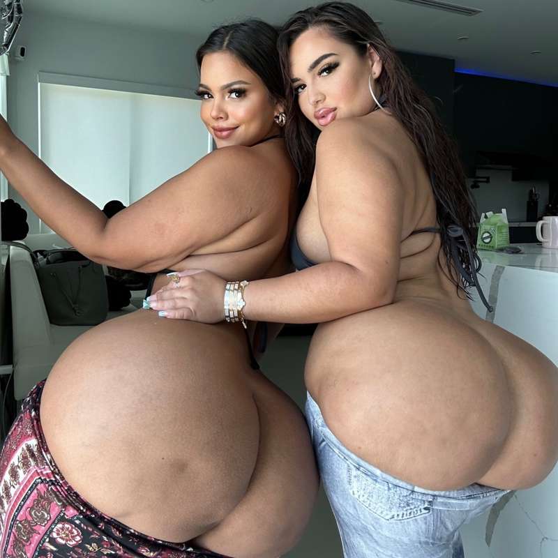 unlock our full 1 hour live: we eat each other asses, we cla..