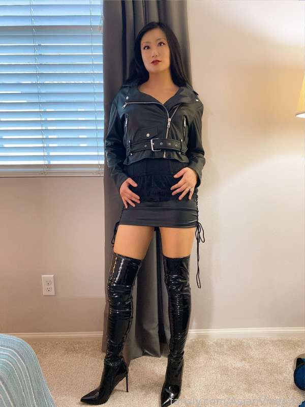 Asianvixen4U - Fansly - 15 Jan, 2022