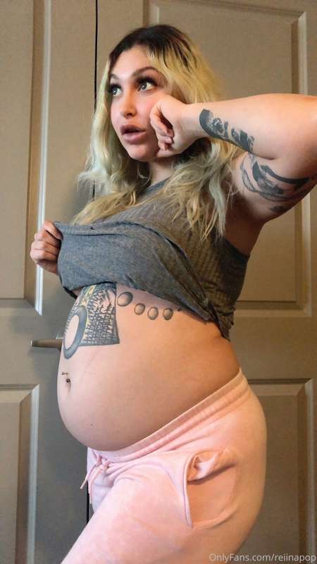 off or on? big breakfast today! 💕♥️ watch me grow~ Like this.. 11