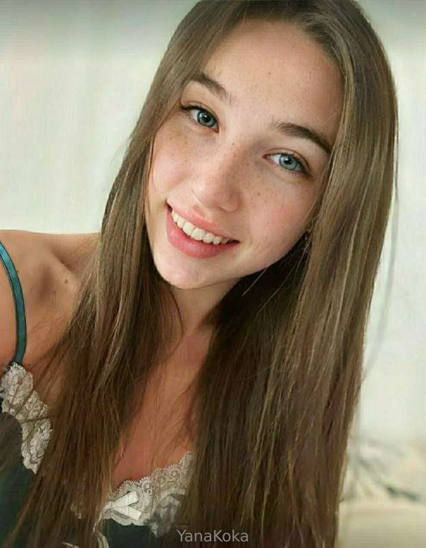 @aminashy she wants to cum with you ! you'll enjoy her juicy..
