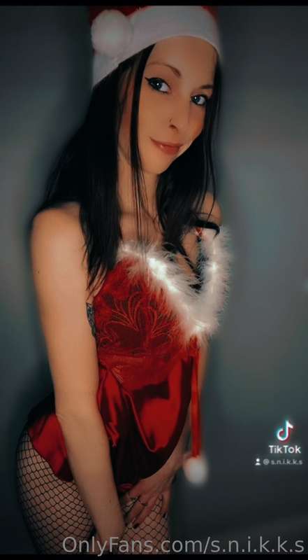 S.N.I.K.K.S - Onlyfans - 15 Dec, 2022