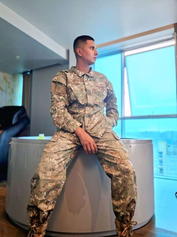😈🔥 @exmilitarversex 💦🍆🍑😈 Hello guys ✌️ I am a Peruvian boy 🇵.. 1