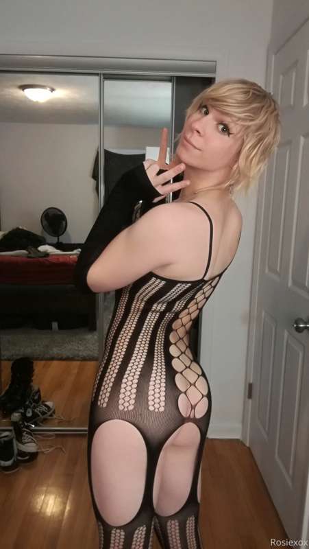 Full Body Fishnet Set 1/8 x It begins x 16