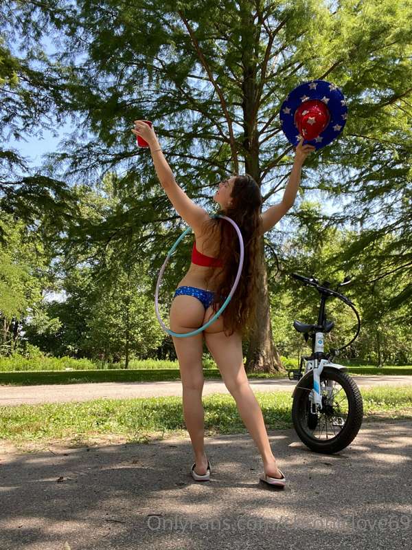 Hope u had a fun and safe holiday in the USA 🇺🇸 💯🔥🥰 here’s s.. 4