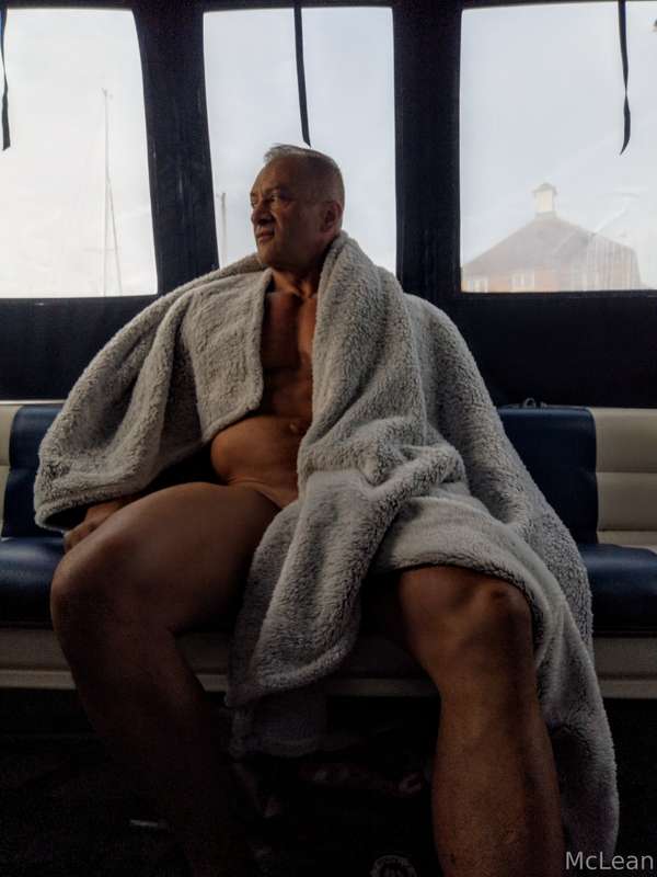 Good morning sexy people hope you have a great day
