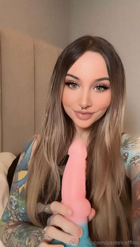 FIRST FAN TO TIP $10 GETS $999 WORTH OF CONTENT SENT TO THEM..