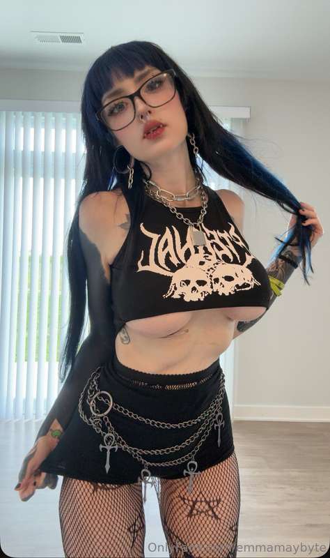 Emmamaybyte - Onlyfans - 2025-05-01T14:29:43
