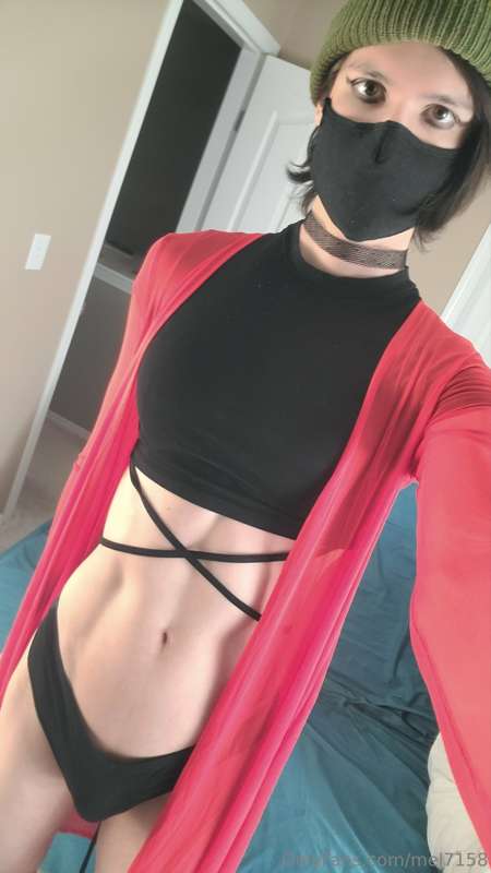 How long we hanging out before my cock comes out 🤔 5