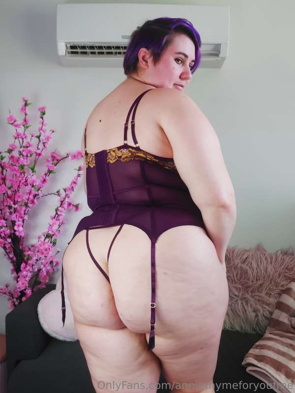 I hope you never get tired of my booty~!