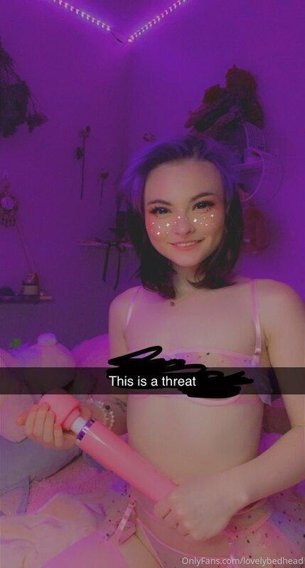Hiiii! ? sorry for the lack of posts recently im in the midd.. 2