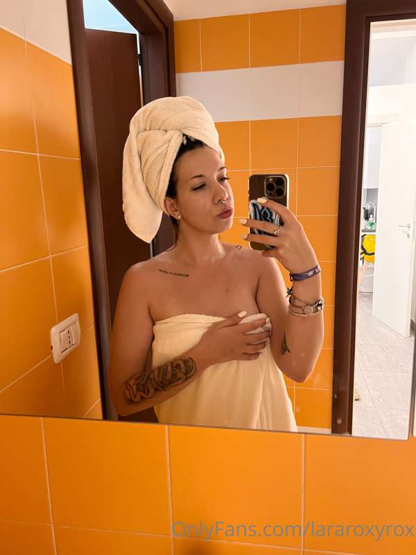 Lararoxyrox - Onlyfans - 03 Jul, 2022
