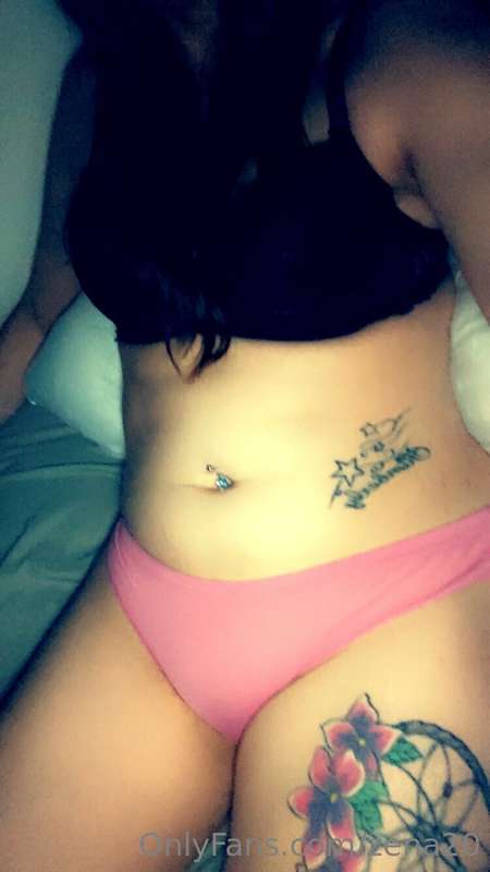 Underneath 😘 if you wanna see what’s under that tip to find .. 1