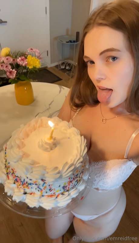 it’s my birthday month so i put my vip page on sale so you c.. 1
