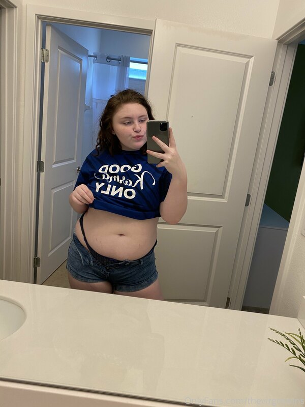 Help me undress? I’m wet from swimming ? 2