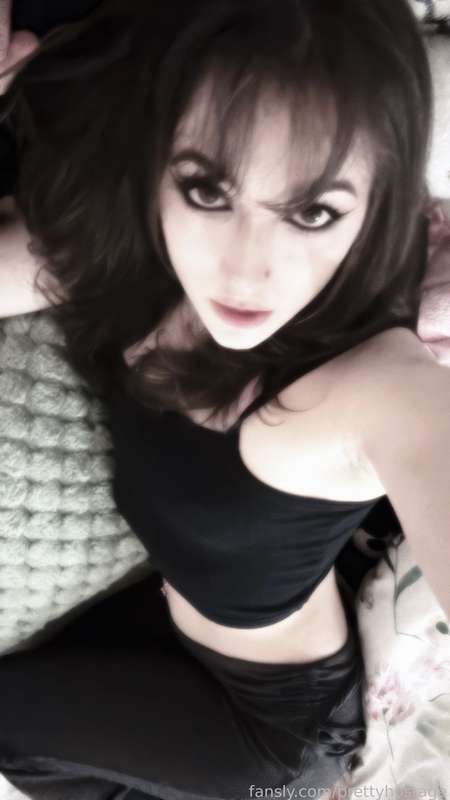 Prettyhostage - Fansly - 2025-05-19T23:31:47