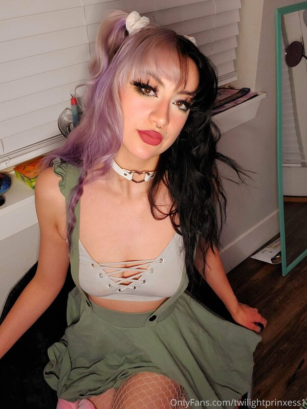 Full set will be on my paid page? 6