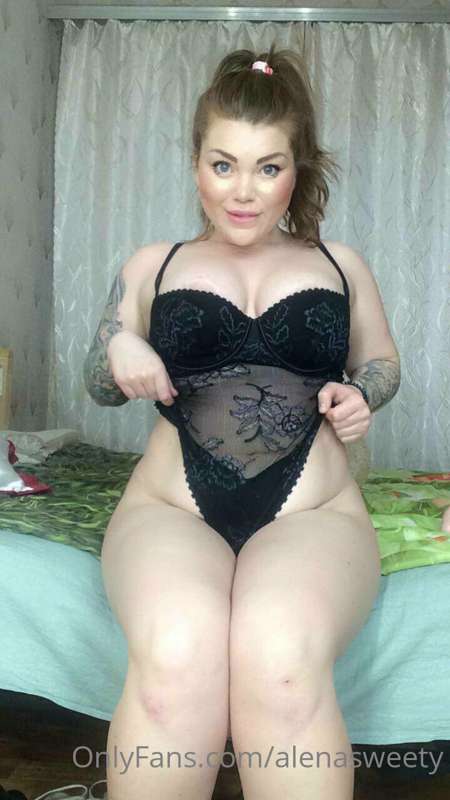 It seems that the underwear on my hot body is clearly superf..