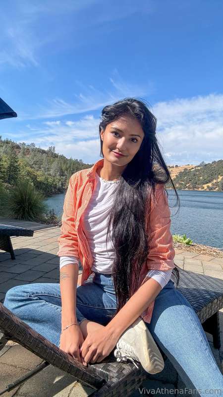i felt like i was in a reality tv show set 😍🧡