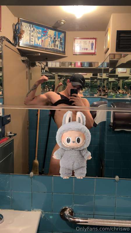 Those photos on private chat 🤠